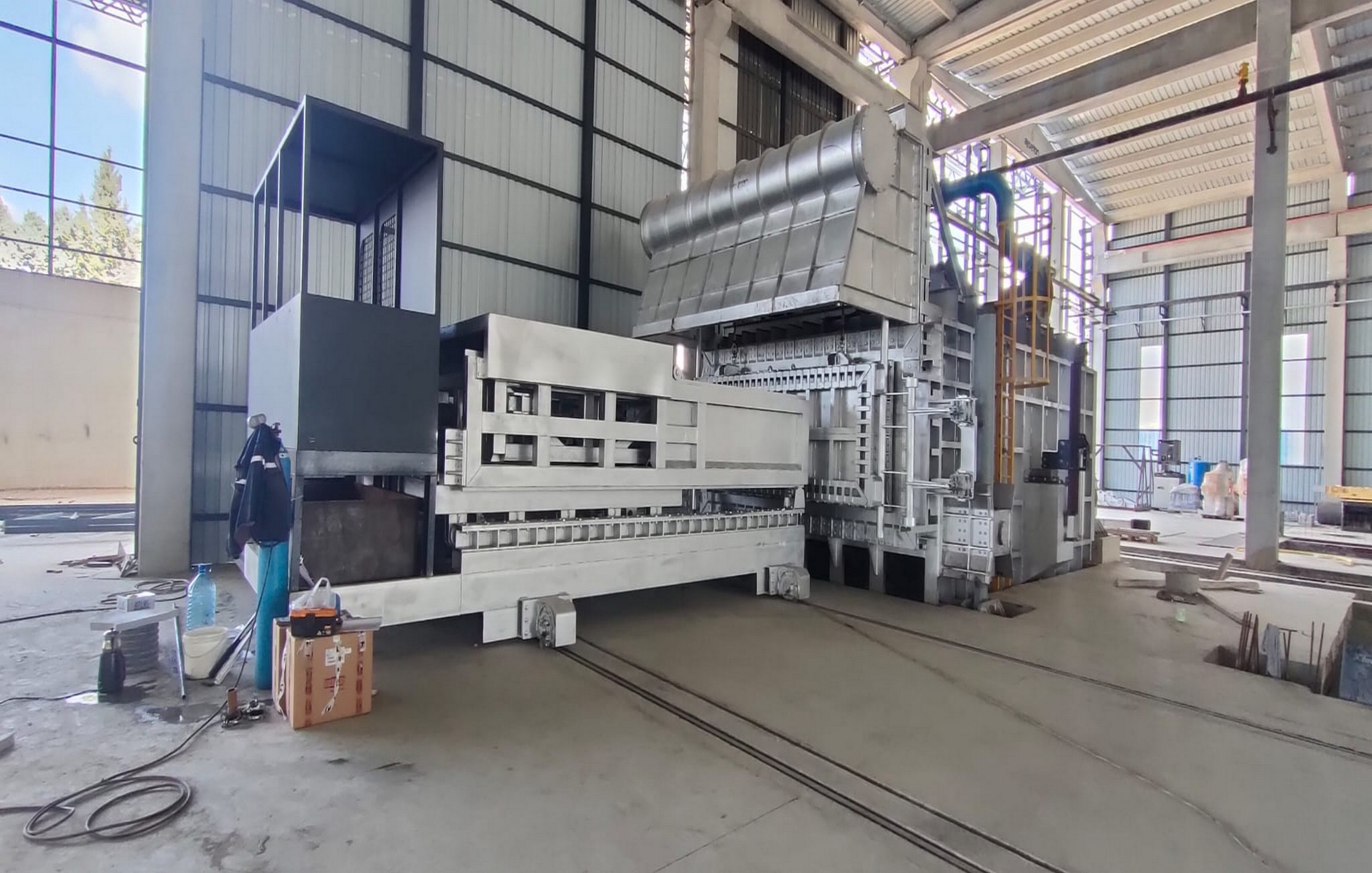 Alüminyum ergitme fırını